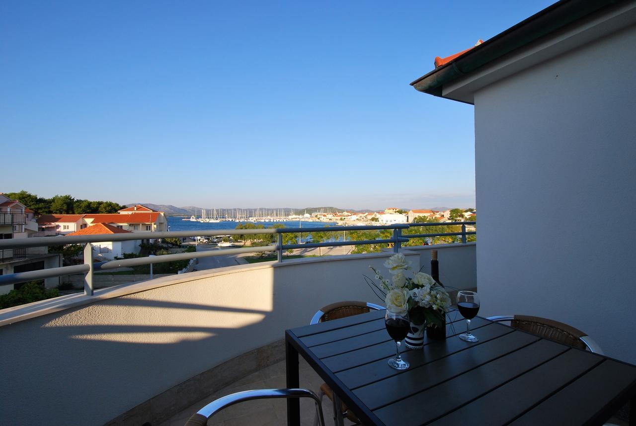 Nautica Apartments Betina  Exterior photo